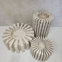 Kaarshouder Novi. Crème